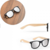 Solbrille med bambus stel, Kategori 3 spejlglas og UV400 beskyttelse. jf. med EN ISO 12312-1.Sjov og anderledes brille med plads til dit logo