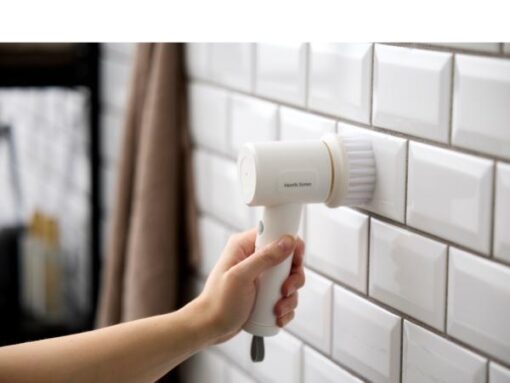 Nordic sense rengøringsbørstesæt, Gør dit hjem rent med en elektrisk rengøringsbørste – et alsidigt rengøringsværktøj, som både er effektivt og fleksibelt.