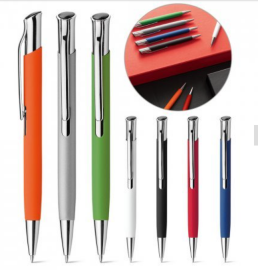 Olaf soft kulgepen med gummifinish og klip. Kuglepen i aluminium, let, nem og behagelig at skrive med godt grib med sin gummifinish. Flere farver