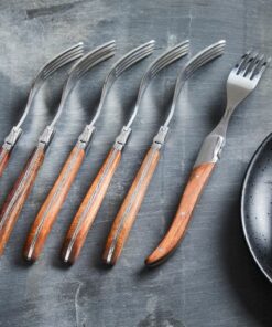 Laguiole steak bestik i 2 materialer Steakknive eller gafler er med håndtag af i enten rosewood eller sort træ. Perfekt til grillaften med venner og familie