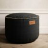 SACKit Canvas Pouf 2 farver er en slidstærk puf i smukt dansk design. Brug den som fodskammel