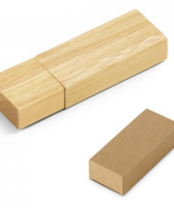Venter usb stick 8/16 GB USB-flashdrev, med låg for bedre beskyttelse af USB'en. Leveres i karton gaveæske. Dette produkt er i et naturligt materiale ,