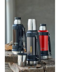 Thermos termoflaske i rustfrit stål, en robust termoflaske, der egner sig perfekt til arbejdsbrug og lignende. Kommer i 3 farver