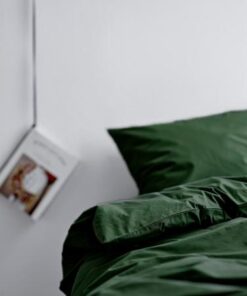 Södahl Whisper sengetøj, forkæl dig selv med det luksuriøse Whisper-sengetøj,forvandler dit soveværelse til en oase af komfort. 3 farver, 2 størrelser,2 sæt