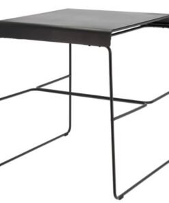 Zone Danmark A-collection møbler, De pulverlakerede outdoor-møbler er et oplagt valg til den urbaneforbruger, der går efter holdbare design