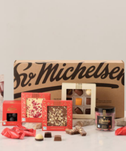 Sv.Michelsen sampak med Fairtrade chokolade saft, en flot gaveæske med forskelligt indhold og god kvalitet. Sætter rammen for hygge