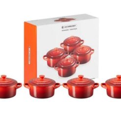 Le Creuset mini gryde sæt med fire klassiske minigryder