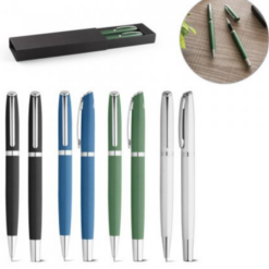 Re-Lando sæt kuglepen og rollerballpen, i genanvendt aluminium, stor reduktion af energiforbruget i produktionsprocessen/undgår udledning af drivhusgasser.