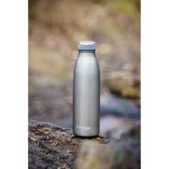 Thermos termoflaske 500 ml, 6,8 x 23,5 cm Mat grå Rustfrit stål. Nem og have med på turen om det er til stranden, indkøb, i skoven osv.