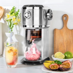 Gastroback ice shaver, alsidig maskine der skaber lækre “shave ice” og “snow cones” på ingen tid. Der er plads til kreative muligheder såsom slush ice osv