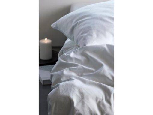 Södahl Sengetøj Tiles, Sov i udsøgt damasksengetøj, det klassiske sildebensmønster vævet ind i stoffet, et look vil få sengen til at føles ekstra luksuriøs. 