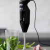 Bamix Daily stavblender med mixebæger i sort med ergonomisk greb