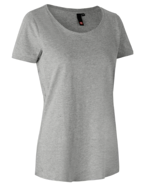 Core t-shirt med rund hals, fra ID Identity. Fitted T-shirt i casual design. O-hals, smal rib i hals, ærmer, stikningsdetaljer ved ærmegab/bunden. H/D model