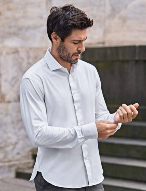 Tee Jays active stretch skjorte, Vores Active Shirt har en figursyet pasform med en luksus fire-vejs stræk, høj komfort. Elastisk, strækbar, blød skjorte