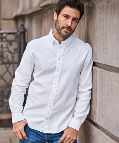 Tee Jays perfekt Oxford skjorte Herre, er garment washed, giver et blødt look. Det faconsyede snit med box pleat på ryggen fremstå den klassisk, afslappet.