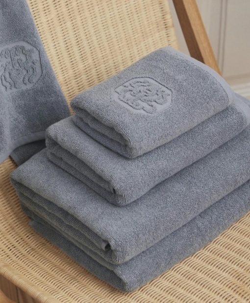 Georg Jensen XXL håndklæde pakke i farverne Ocean grey og light Oak . Størrelse: 4 stk. 40 x 70 cm, 4 stk. á 50 x 100 cm + 2 stk. á 70 x 140 cm