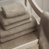 Georg Jensen XL håndklæde pakke i farverne Ocean grey og light Oak . Størrelse: 2 stk. 40 x 70 cm, 4 stk. á 50 x 100 cm + 2 stk. á 70 x 140 cm
