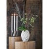 Morsø Willow & Roots sæt, Den smukke Willow vase er 21 cm høj, og den forkromede Roots lysestage har 3 arme. Passer flot ind mange steder