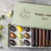 Xocolatl Golden eggs art 9 marzipan, 9 fyldte chokolader og 6 marcipanstænger med nougat, cognac og ren marcipan.Ca. 325 gr.