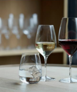 Luigi Bormioli sampak glas 18 dele er udviklet til vinelskere og professionelle, der ønsker at få det bedste ud af sit vin, med de mest optimale betingelser