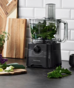 Nordic Sense Foodprocessor 3,5 liter, som gør madlavningen nem og effektiv. Kan håndtere større grøntsagsstykker, 3 hastigheder og pulse-funktion