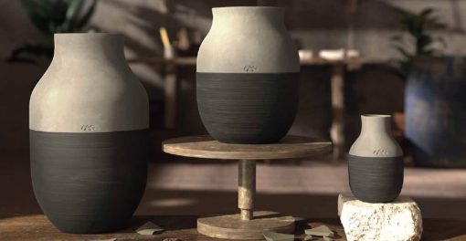 Kähler Omaggio vase 3 stk genskabt, den kendte og elskede Omaggio-vase er tilbage i en version produceret af restmaterialer fra tidligere produktioner,