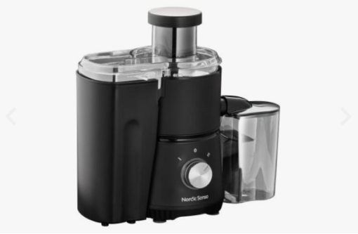 Nordic sense Juicer, på 400 watt – gør det let at lave friskpresset juice. Frugtkødsbeholder på 0,8 liter og juicebeholder på 0,35 liter med skumseparator.